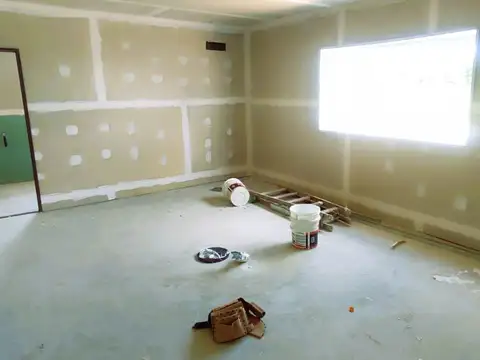 Alquiler Galpón Premium 2.000 m² – Parque Industrial La Plata