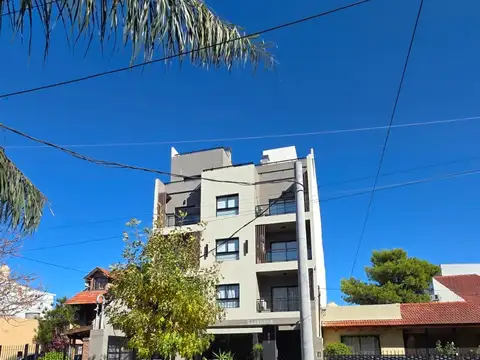 Excelente Departamento 2 Ambientes a Estrenar al Frente – Morón Centro
