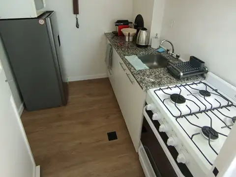 VENTA EXCELENTE PH DE 2 AMB AL FRENTE, 62 M2 TOTALES, PATIO CON LAVADERO.
