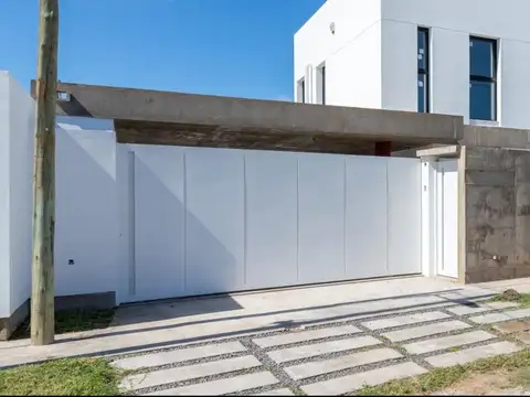 Casa en Venta en Joaquin Gorina [Cod: 2852-9]