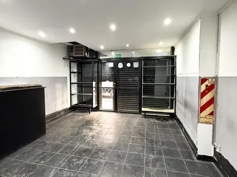 Local en Venta 70 años