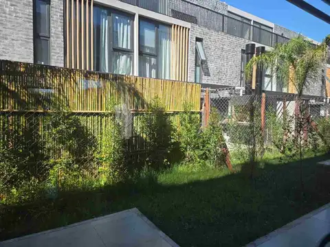 Venta casa 4 amb Jardin coche Tigre Rincon Milberg