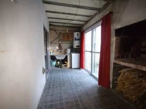 Venta-casa-3-ambientes-quinta- oportunidad -San Vicente- con detalles a  terminar-