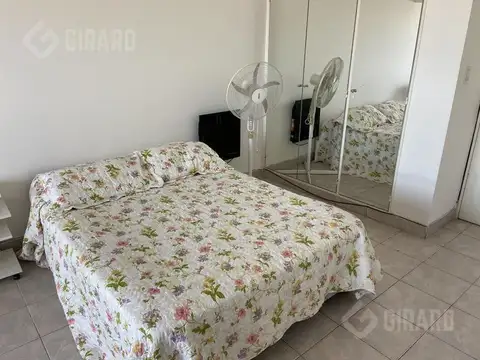 Alquiler temporario 2026, depto con vista a plaza colon, zona Centro.  4 huespedes