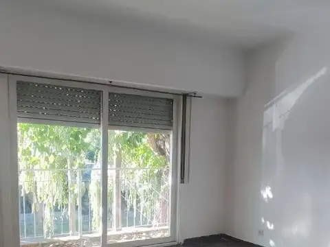 Depto Tipo Casa en Alquiler de 2 dormitorios