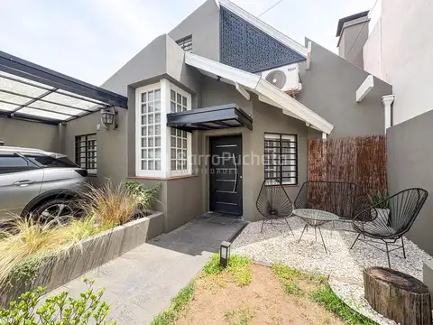 Venta casa 3 ambientes con garaje en Haedo.