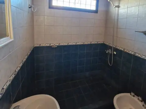 CASA EN VENTA B° SEMIPRIVADO AMANECER DE ORO
