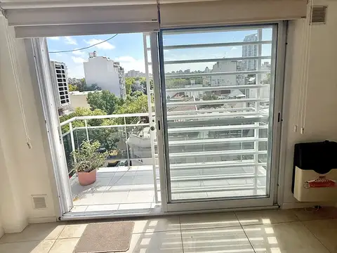 Se Vende Hermoso Departamento con Balcón