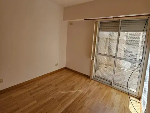 Departamento en Alquiler en República De La Sexta, $ 750.000