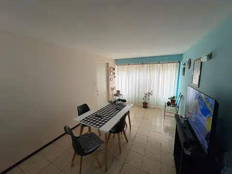 Depto Tipo Casa en Venta en Parque Luro, USD 86.000
