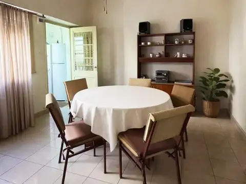 Depto Tipo Casa en Venta 50 años