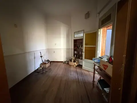 VENTA - Casa de 3 dormitorios con Cochera - Abasto, Rosario.