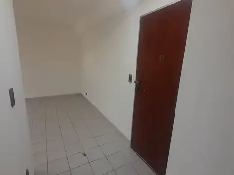 Departamento en Alquiler en Villa Luro, $ 600.000