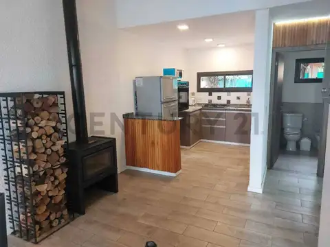 Casa en Venta con 1 cochera