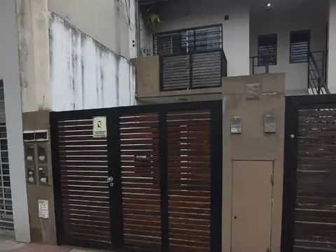 Depto Tipo Casa en Alquiler de 1 dormitorio