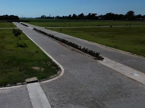 Terreno en Venta 12  mts Fondo