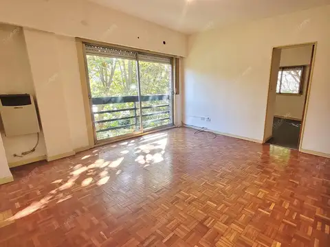 Pico 1700 - Nuñez - 2 ambientes luminosos con cocina independiente
