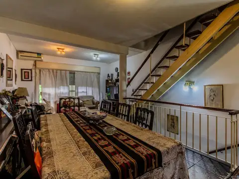 Muñiz 700