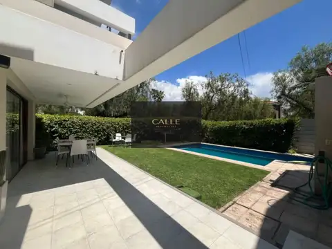 Casa en Venta en Mendoza, USD 285.000