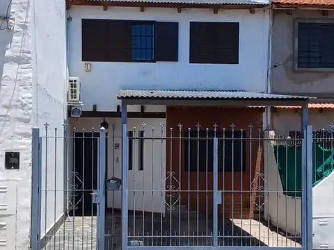 VENTA DUPLEX A METROS DE RUTA 20