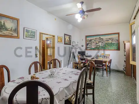 Anastasio González 5600, Piso 0