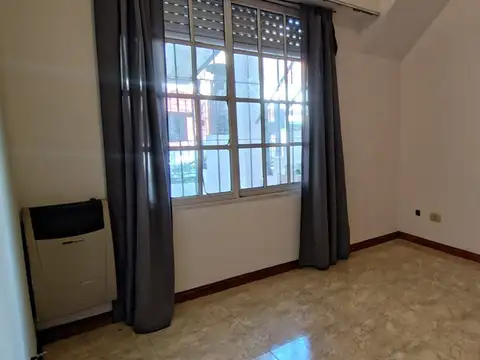 Depto Tipo Casa en Alquiler en Villa Devoto, $ 1.200.000