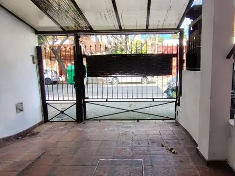 Depto Tipo Casa en Alquiler de 2 ambientes