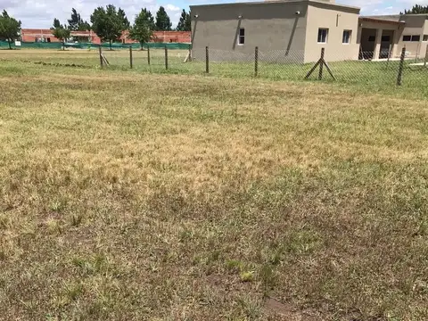 Amplio lote en Club de campo Las Hojas