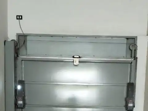 Cochera Semicubierta en 59 e/ 17 y 18 - La Plata Centro