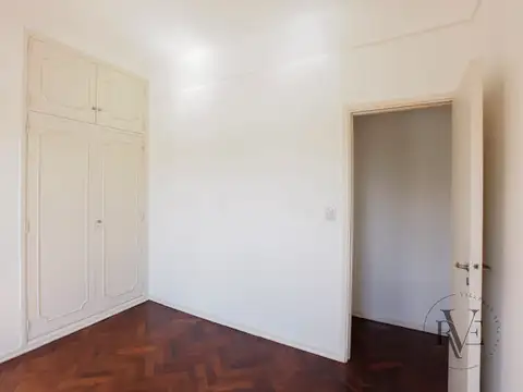 Venta -  San Cristóbal - Humberto Primo 1900  - 68 mts -3 Ambientes con Balcón