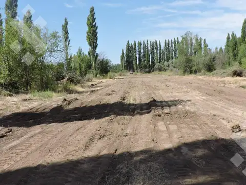 Terreno en Venta en Confluencia, USD 32.000
