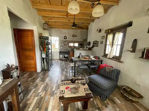 Casa 3 ambientes con 1 baño
