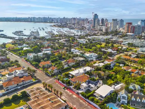 Casa en Venta de 5 dormitorios