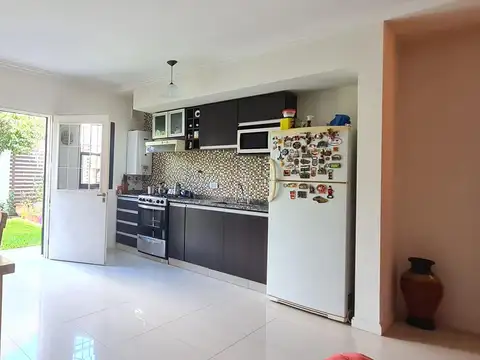 Depto Tipo Casa en Venta con 1 cocheras