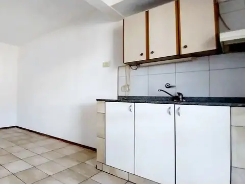 Venta departamento 1 Dormitorio con balcón UNR