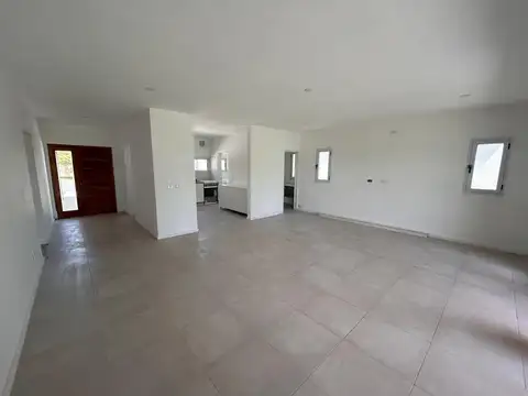 Casa en Venta en Pilar del Este - Santa Emilia, USD 155.000