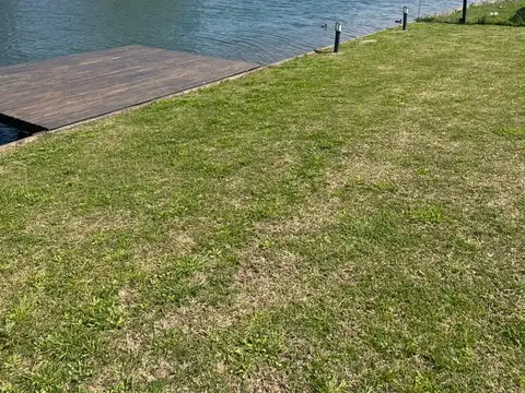 Casa en Alquiler de 4 dormitorios