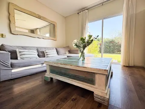 Terreno en Venta en Santa Barbara, USD 380.000