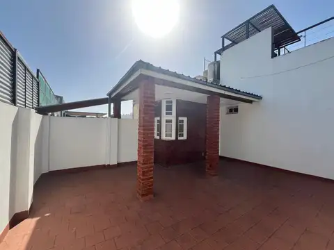 Departamento 3 AMBIENTES en Coghlan