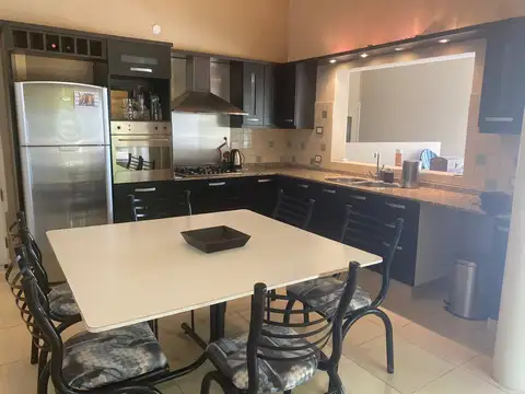 Quinta en Venta en 20 de Junio, USD 290.000