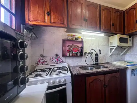 VENTA Casa 4 Ambientes Parque y cochera en Cerrito