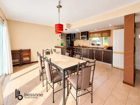 Casa en Venta al Este