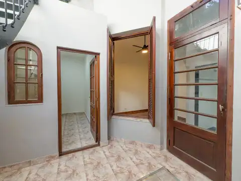 Depto Tipo Casa 5 ambientes con 1 baño