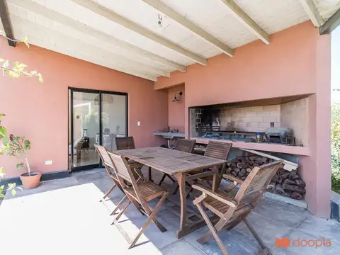 Casa en Venta en Pilar del Este - San Ramiro, USD 159.000