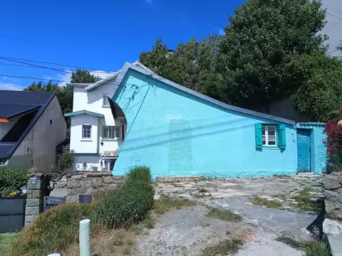 Venta propiedad céntrica de antigua casa+ edificio de renta, ideal para levantar nuevo edificio