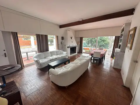 Departamento en venta, planta alta,