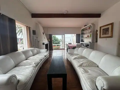 Departamento en Venta de 7 ambientes