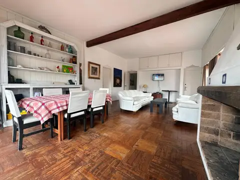 Departamento en Venta de 5 dormitorios