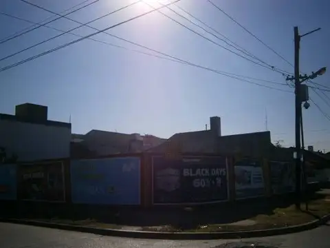 Terreno - Venta - Argentina, Quilmes - Avellaneda 1099
