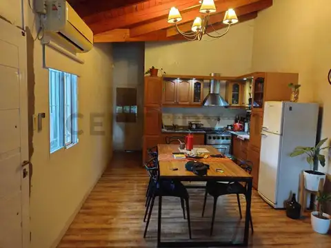 Casa 3 ambientes con 1 baño